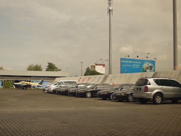 9MFRM participating in VIP ceremony